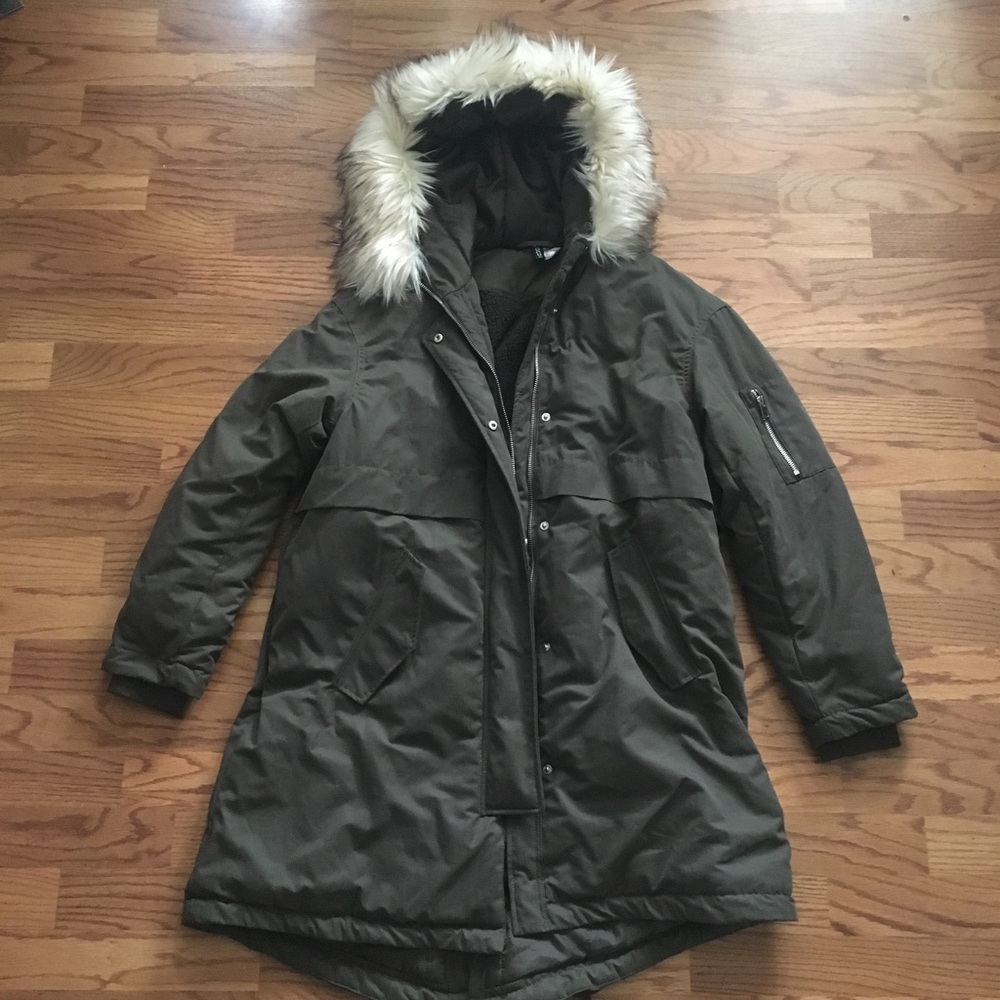 SOLD!!! H&M military green insulate parka - Picture 4 of 8